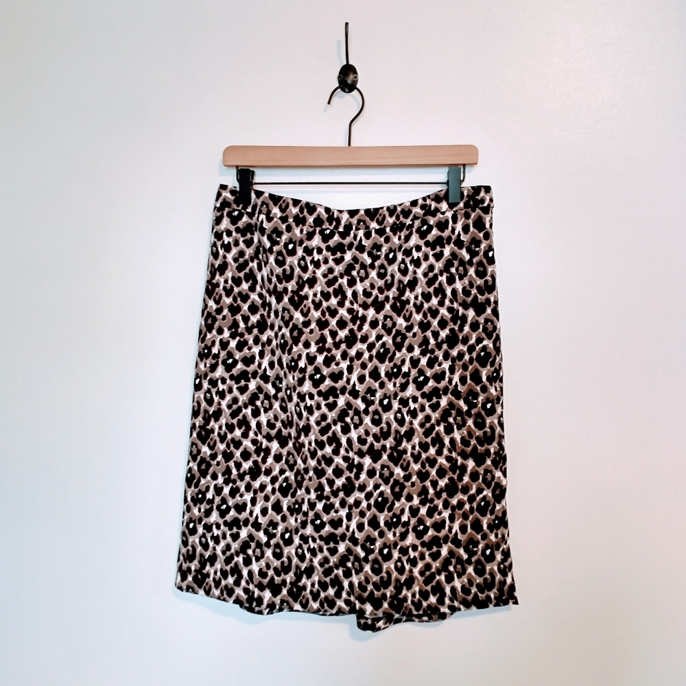 Ann Taylor leopard lined pencil aline skirt size 8